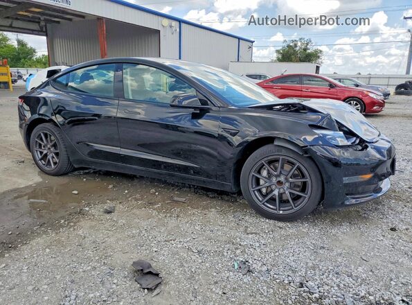 5YJ3E1EAXPF452832 2023 TESLA MODEL Черный Передняя правая четверть