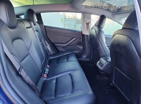 5YJ3E1EB0JF054786 2018 TESLA MODEL Синий Вид задних сидений