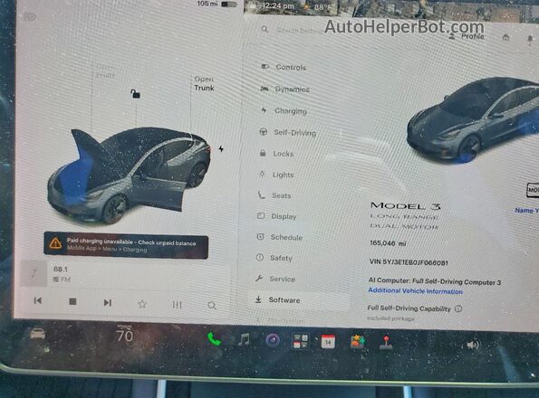 5YJ3E1EB0JF066081 2018 TESLA MODEL Gray Instrument cluster view