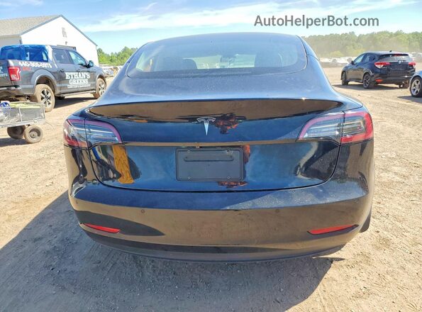 5YJ3E1EB0LF599485 2020 TESLA MODEL Black Вид ззаду