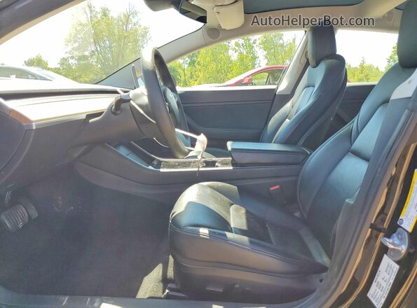 5YJ3E1EB0LF599485 2020 TESLA MODEL Black Вид салону спереду