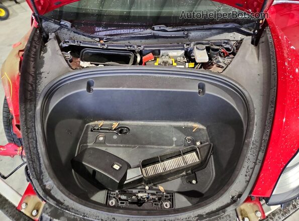 5YJ3E1EB0LF664190 2020 TESLA MODEL Красный Вид задней части салона