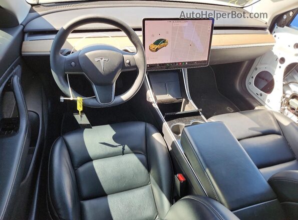 5YJ3E1EB0LF790808 2020 TESLA MODEL Белый Вид панели приборов