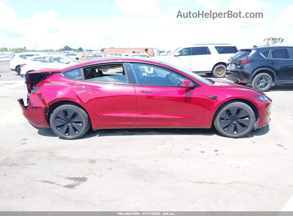 5YJ3E1EB0RF732691 2024 TESLA MODEL 3 Red Widok wnętrza z tyłu