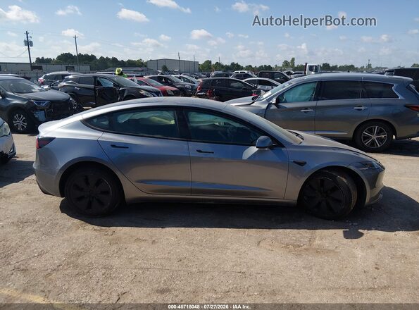 5YJ3E1EB0SF993292 2025 TESLA MODEL 3 Gray Widok zestawu wskaźników
