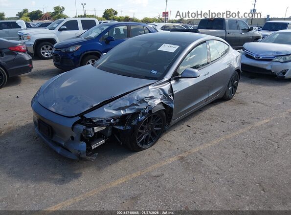 5YJ3E1EB0SF993292 2025 TESLA MODEL 3 Gray Przód lewy