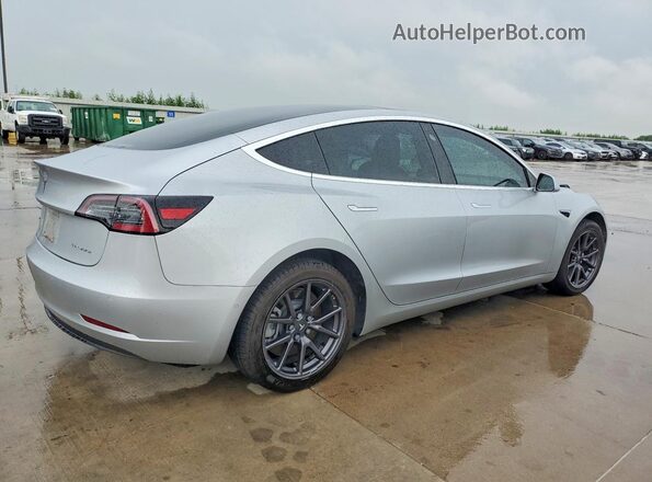5YJ3E1EB1JF094214 2018 TESLA MODEL Silver Rear right