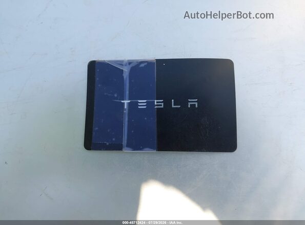 5YJ3E1EB1MF050475 2021 TESLA MODEL 3 White Widok deski rozdzielczej