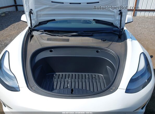 5YJ3E1EB1MF050475 2021 TESLA MODEL 3 White Widok z tyłu