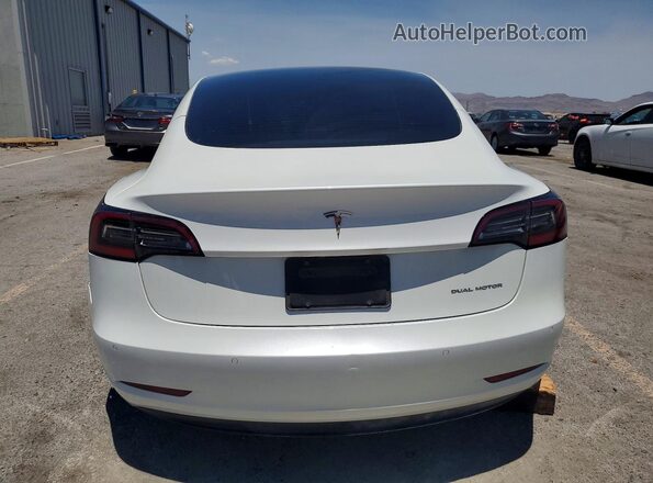 5YJ3E1EB1MF077921 2021 TESLA MODEL White Vista trasera
