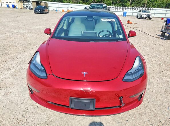 5YJ3E1EB1MF862391 2021 TESLA MODEL Red Widok z przodu