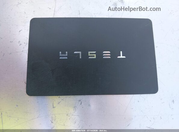5YJ3E1EB1NF202739 2022 TESLA MODEL 3 Белый Вид панели приборов