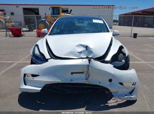 5YJ3E1EB1NF202739 2022 TESLA MODEL 3 Белый Вид задней части салона