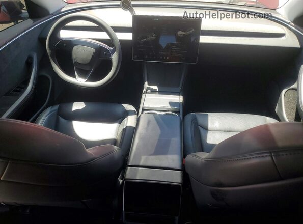 5YJ3E1EB1RF770835 2024 TESLA MODEL Red Вид панелі приладів