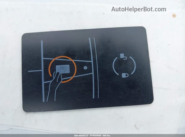 5YJ3E1EB1SF055365 2025 TESLA MODEL 3 Gray Vista del salpicadero