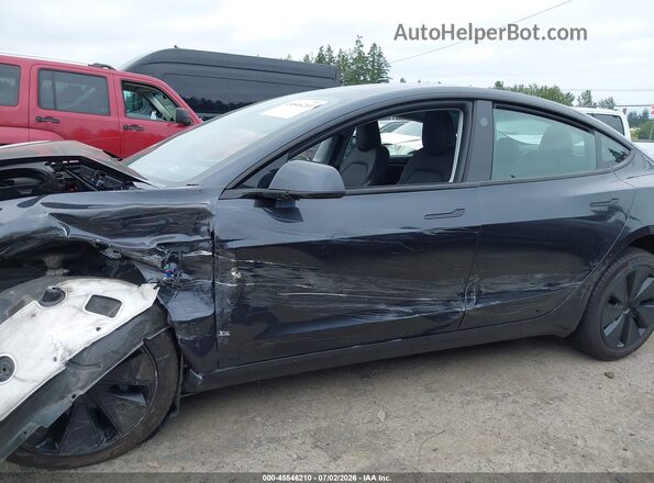 5YJ3E1EB1SF055365 2025 TESLA MODEL 3 Gray 
