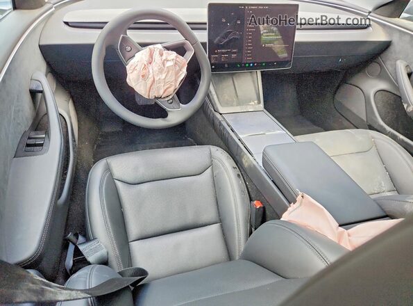 5YJ3E1EB1SF060467 2025 TESLA MODEL Gray Вид панелі приладів
