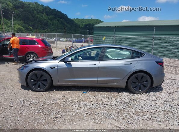 5YJ3E1EB1SF894870 2025 TESLA MODEL 3 Gray Вид задньої частини салону
