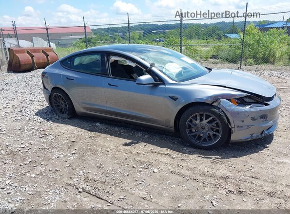5YJ3E1EB1SF894870 2025 TESLA MODEL 3 Gray Вид спереду