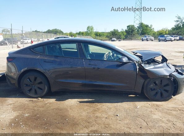 5YJ3E1EB1SF902174 2025 TESLA MODEL 3 Dark Blue Вид щитка приборов