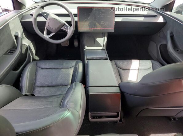 5YJ3E1EB1SF937183 2025 TESLA MODEL Silver Вид панелі приладів
