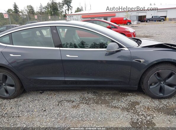 5YJ3E1EB2JF066633 2018 TESLA MODEL 3 Gray Սալոնի հետևի տեսք