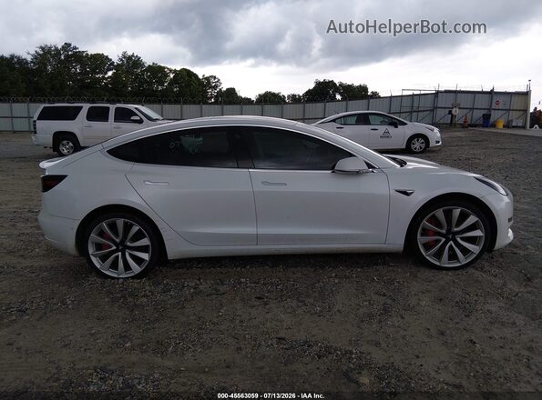 5YJ3E1EB2JF072643 2018 TESLA MODEL 3 White Вид задньої частини салону