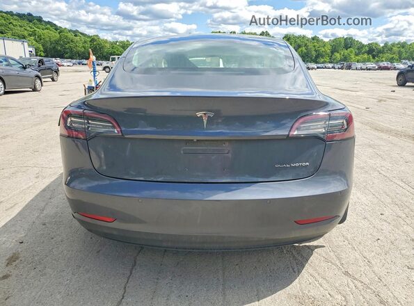 5YJ3E1EB2JF074988 2018 TESLA MODEL Gray უკანა ხედი