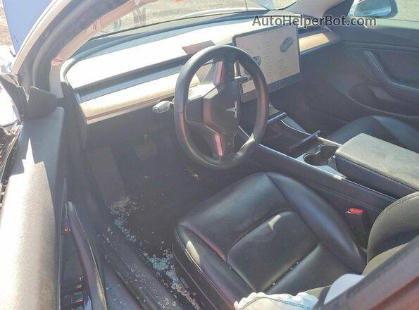 5YJ3E1EB2JF116947 2018 TESLA MODEL Silver Widok deski rozdzielczej