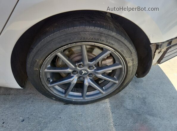 5YJ3E1EB2KF452891 2019 TESLA MODEL White 