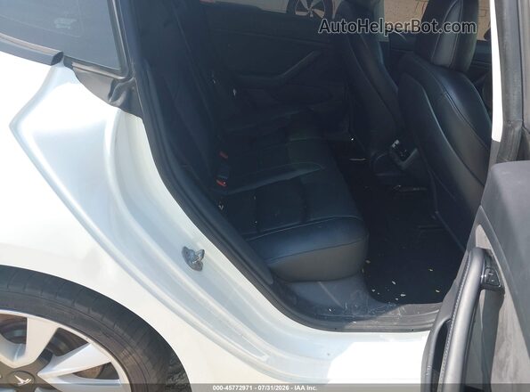 5YJ3E1EB2LF646368 2020 TESLA MODEL 3 White VIN კოდის სტიკერის ხედი