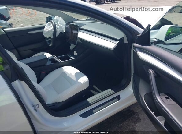 5YJ3E1EB2MF046838 2021 TESLA MODEL 3 White Front interior view
