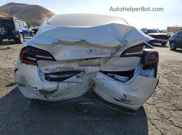 5YJ3E1EB2MF877465 2021 TESLA MODEL White Vista trasera