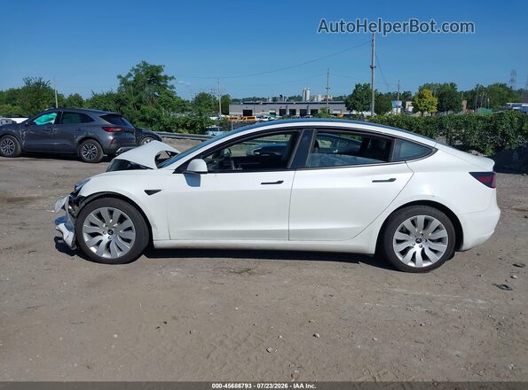 5YJ3E1EB2NF151672 2022 TESLA MODEL 3 Белый Вид задней части салона