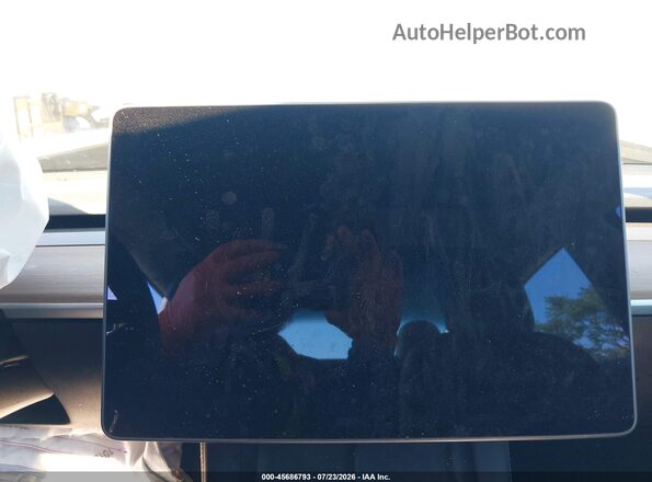 5YJ3E1EB2NF151672 2022 TESLA MODEL 3 Белый Вид задних сидений