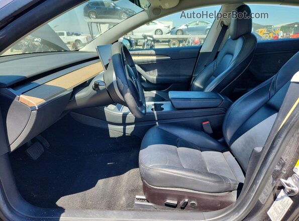 5YJ3E1EB2NF167192 2022 TESLA MODEL Silver წინა სალონის ხედი
