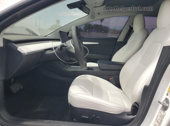 5YJ3E1EB2NF236611 2022 TESLA MODEL White წინა სალონის ხედი