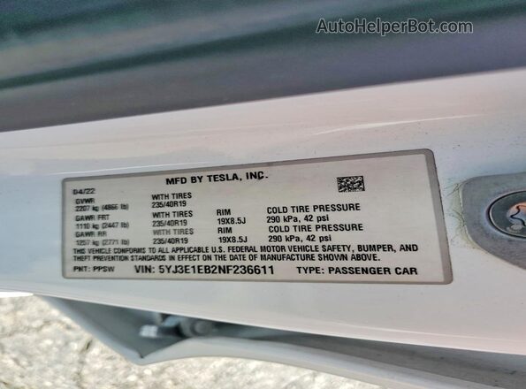 5YJ3E1EB2NF236611 2022 TESLA MODEL White ძრავის განყოფილების ხედი
