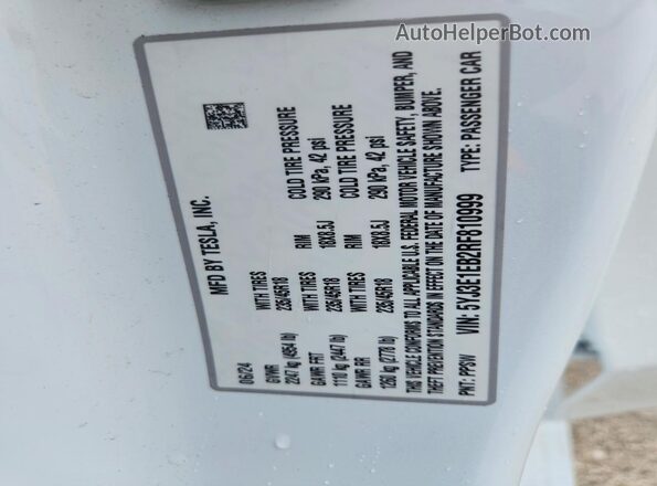 5YJ3E1EB2RF810999 2024 TESLA OTHER Белый Вид подкапотного пространства