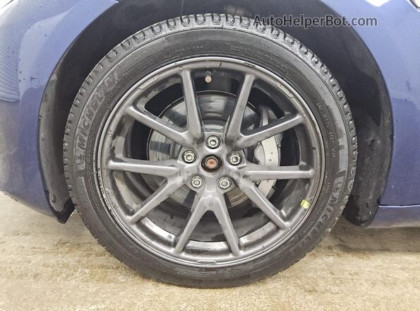 5YJ3E1EB3JF064566 2018 TESLA MODEL Blue 360 interior view