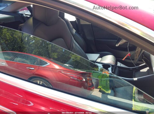 5YJ3E1EB3JF129660 2018 TESLA MODEL 3 Красный Вид салона спереди