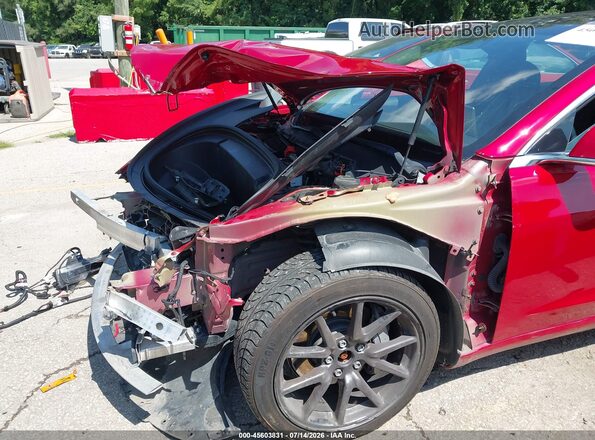 5YJ3E1EB3JF129660 2018 TESLA MODEL 3 Красный Вид панели приборов