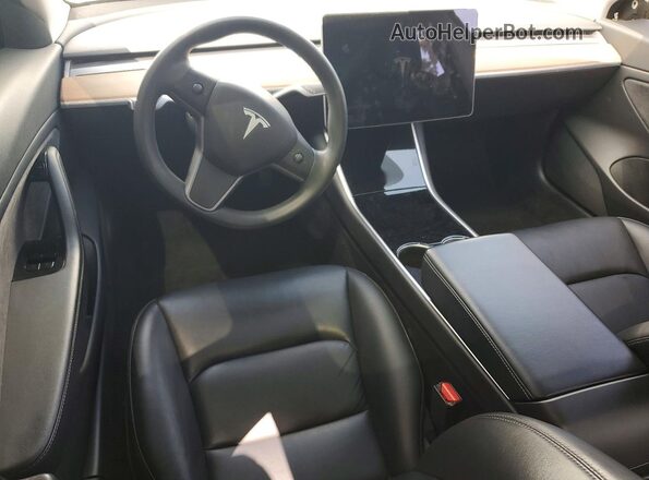 5YJ3E1EB3LF807200 2020 TESLA MODEL White Widok deski rozdzielczej