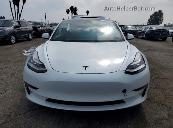 5YJ3E1EB3LF807200 2020 TESLA MODEL White Widok z przodu