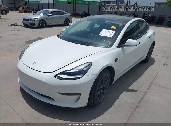 5YJ3E1EB3NF134668 2022 TESLA MODEL 3 White Передня ліва чверть