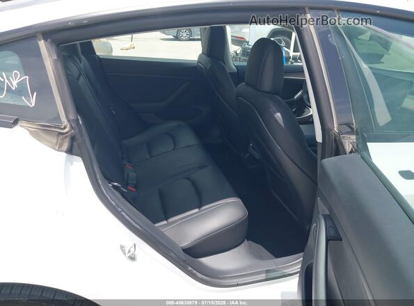 5YJ3E1EB3NF134668 2022 TESLA MODEL 3 White Вид наклейки з VIN-кодом