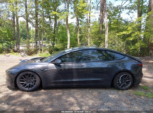 5YJ3E1EB3SF874264 2025 TESLA MODEL 3 Gray Vista interior de 360 grados