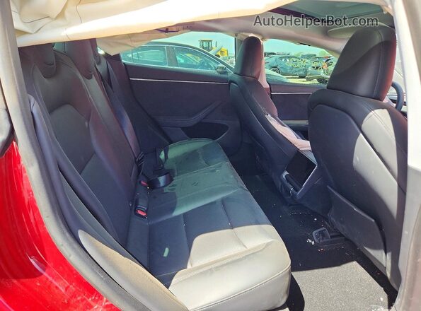 5YJ3E1EB3SF938187 2025 TESLA MODEL Red Հետևի նստատեղերի տեսք