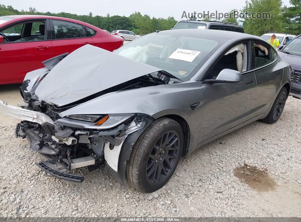 5YJ3E1EB3SF972985 2025 TESLA MODEL 3 Серебряный Передняя левая четверть
