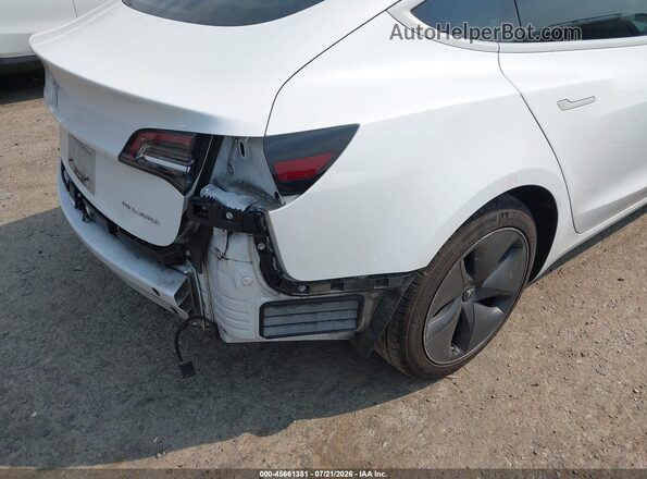 5YJ3E1EB4JF108476 2018 TESLA MODEL 3 White 